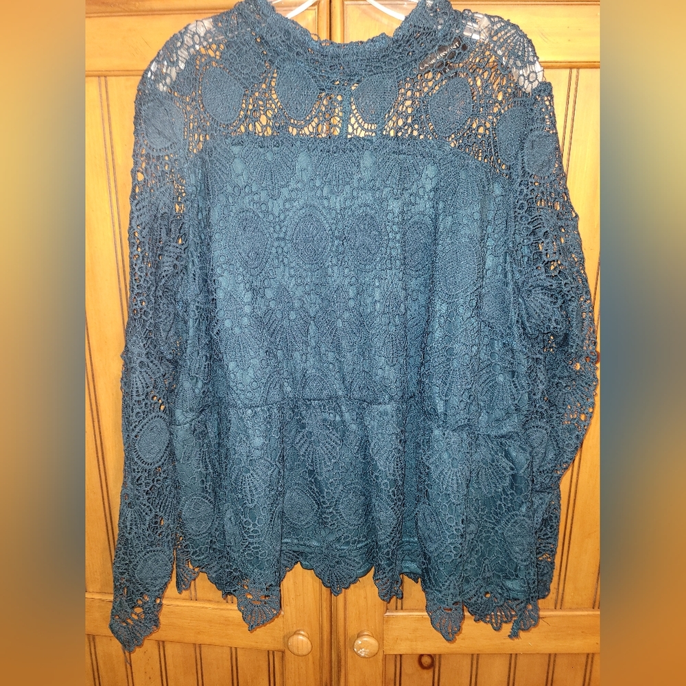 Emerald green crochet top